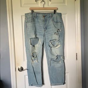 American Eagle Tomgirl Jeans Size 14 Regular